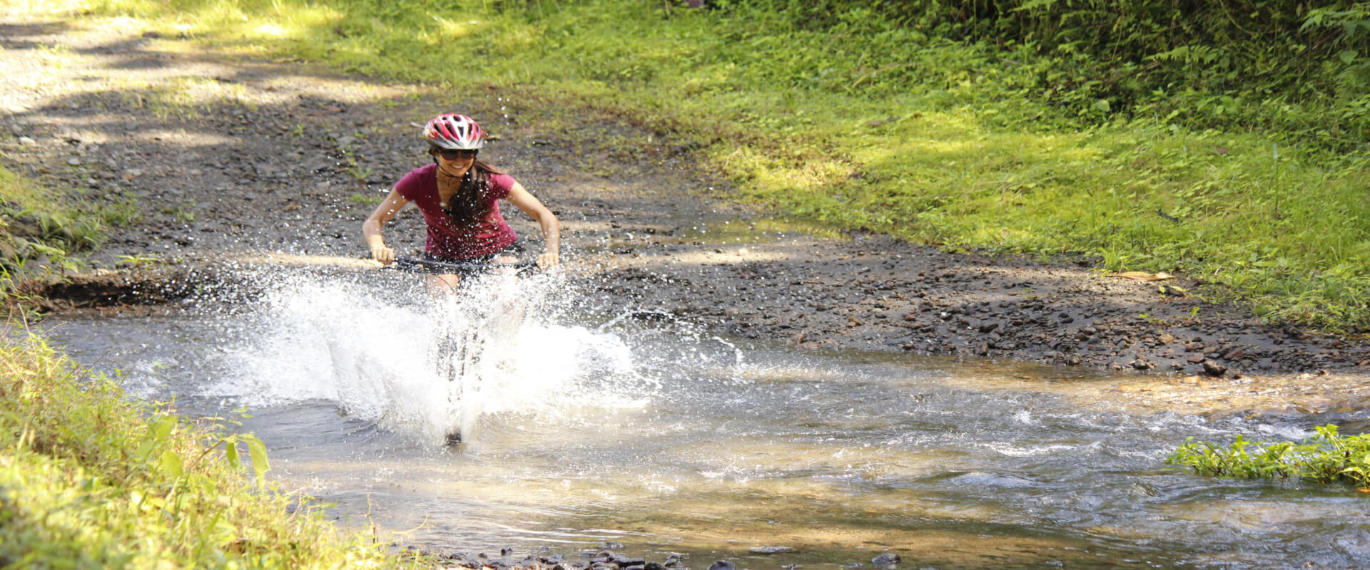 Ciclismo de montaña cerca del Volcán Arenal | Costa Rica Jade Tours