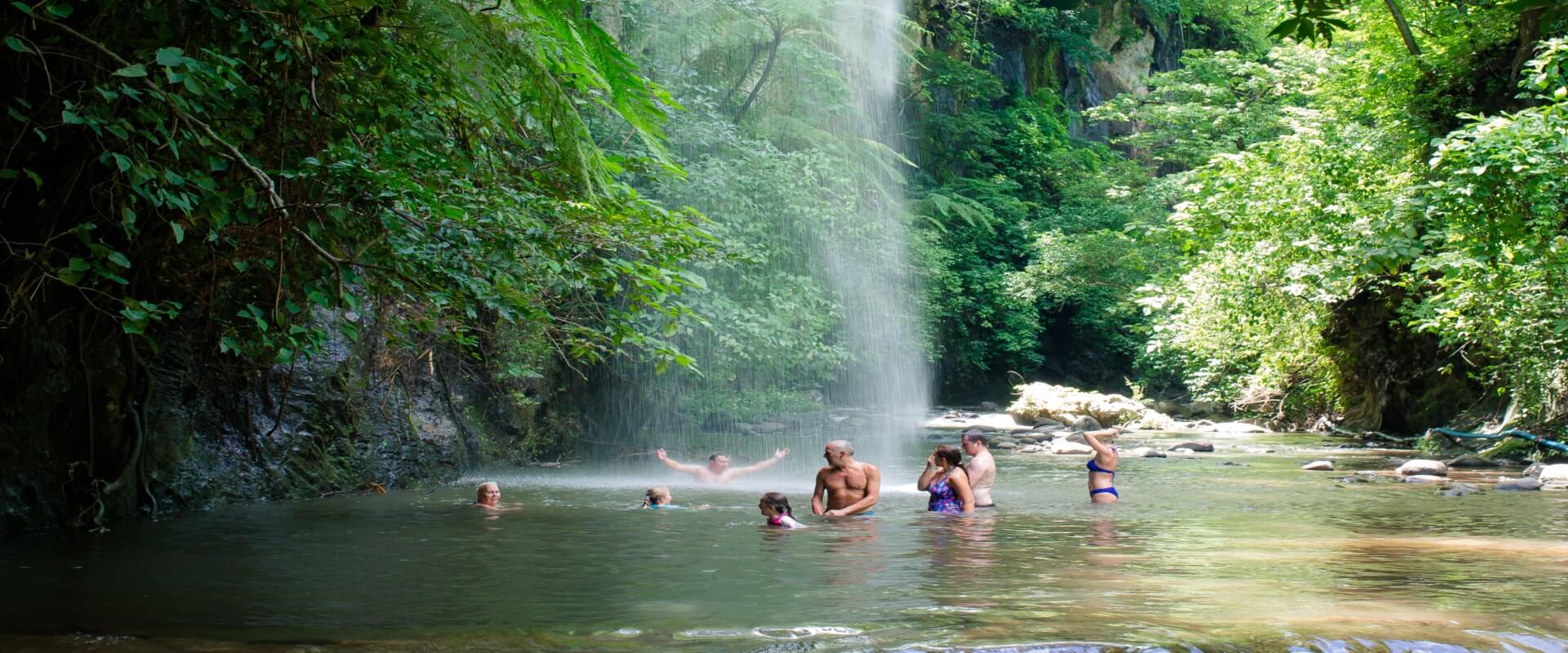 Aguas termales Vandara y tour de aventura  | Costa Rica Jade Tours