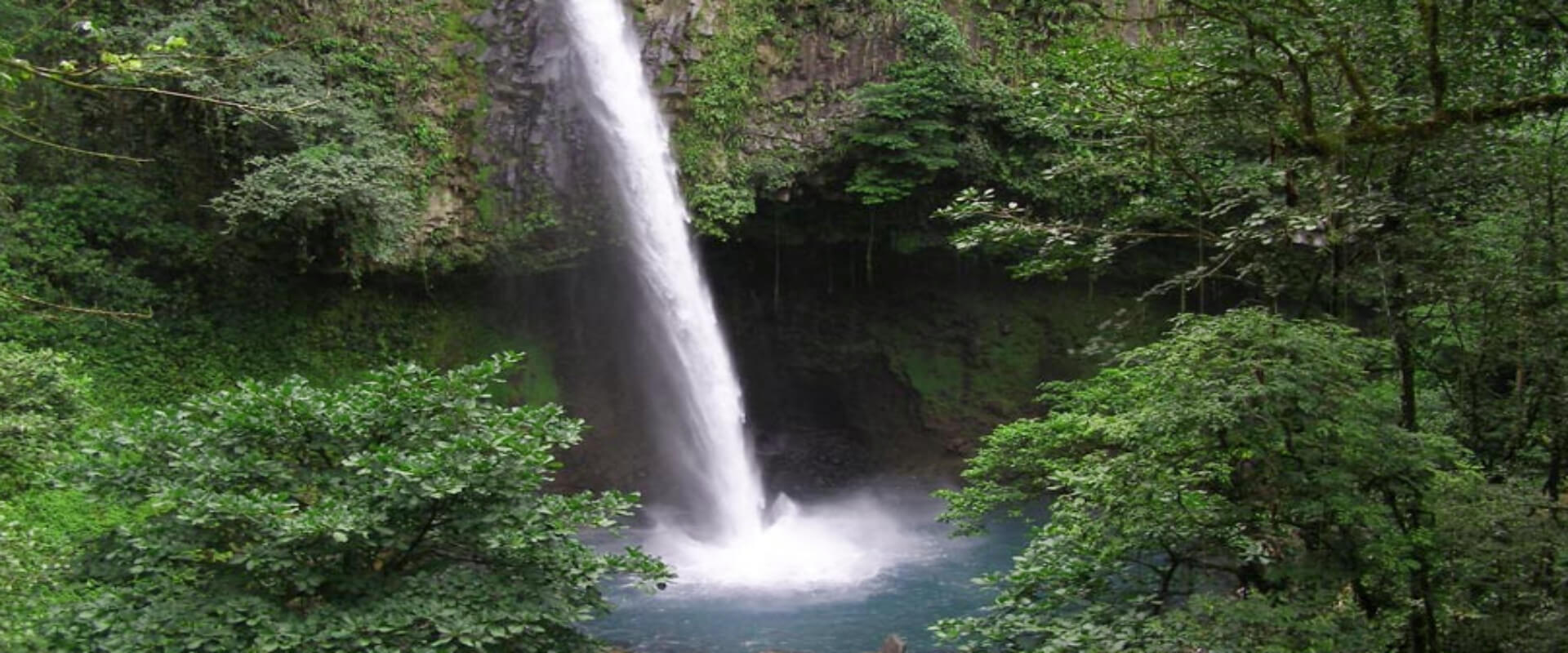 La Fortuna Waterfall Guided Hike | Costa Rica Jade Tours