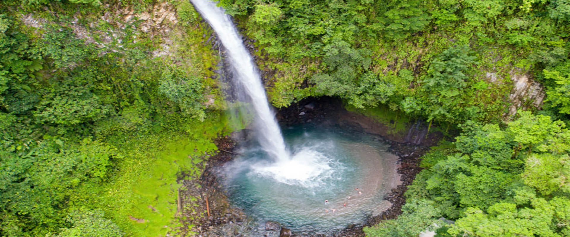 Caminata guiada a la catarata La Fortuna | Costa Rica Jade Tours