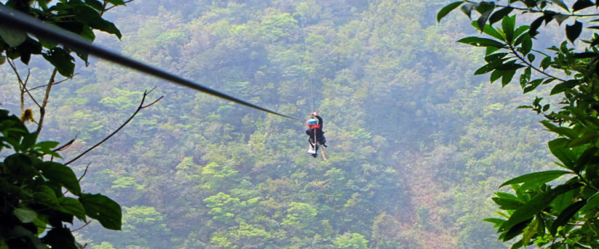 Monteverde Canopy Tour 100% Adventure | Costa Rica Jade Tours
