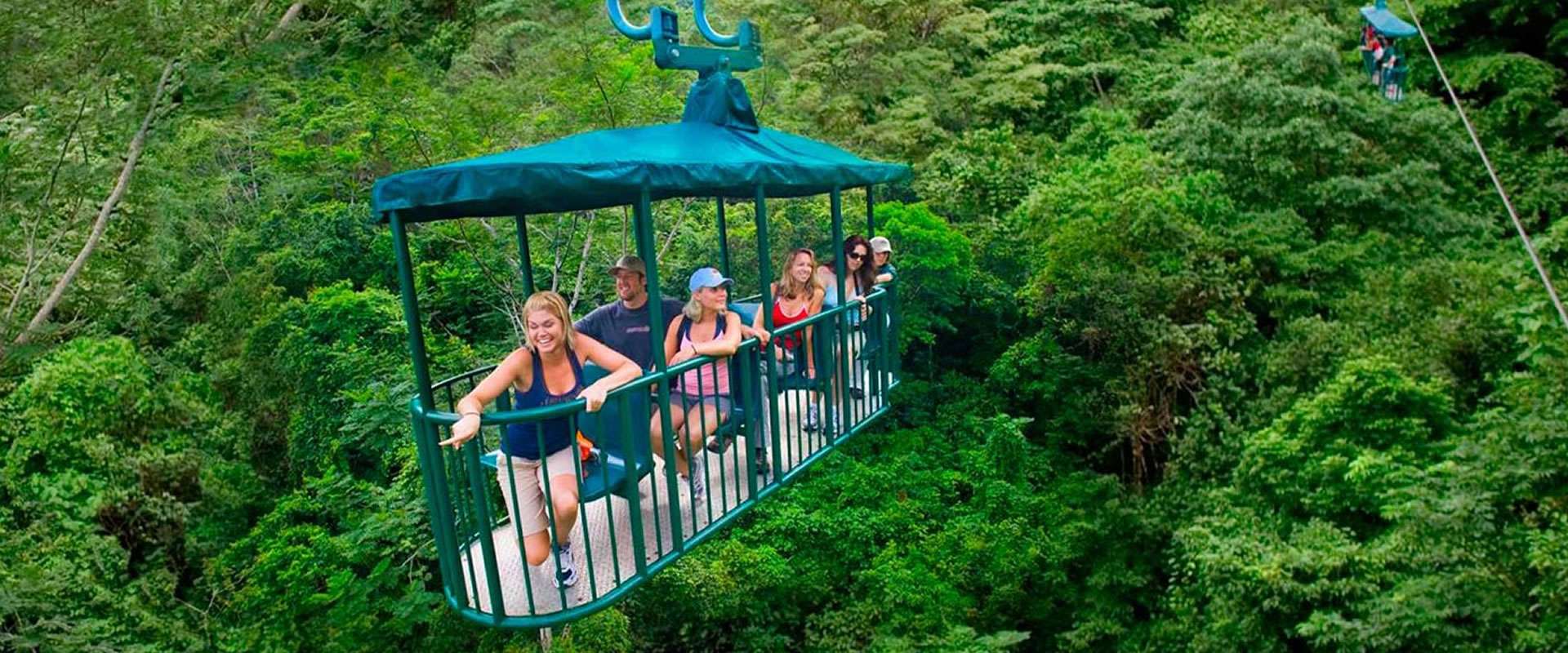 Tour de bosque Lluvioso Caribe Costa Rica  | Costa Rica Jade Tours