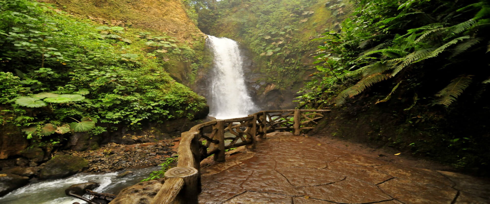 Cataratas La Paz  | Costa Rica Jade Tours