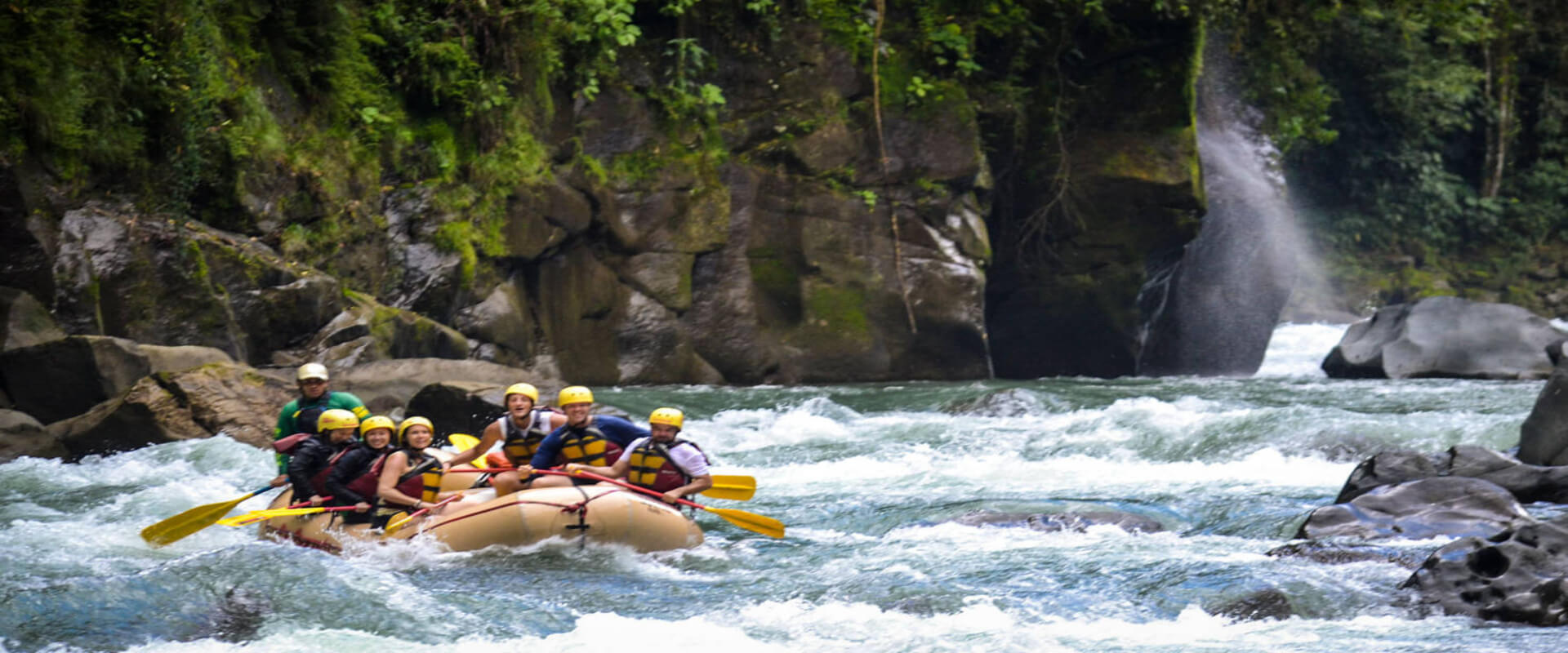 Pacuare River Rafting - 1 day | Costa Rica Jade Tours