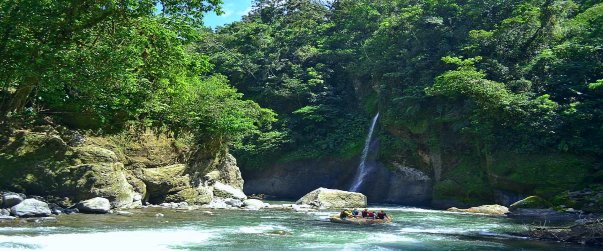 Pacuare River Rafting - 1 day | Costa Rica Jade Tours