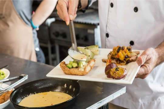 Clase de cocina costarricense en Arenal