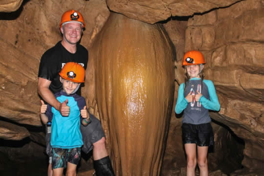 Espelelología en las cuevas de Venado