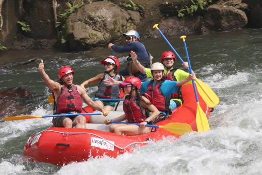 Rafting en el río Balsa